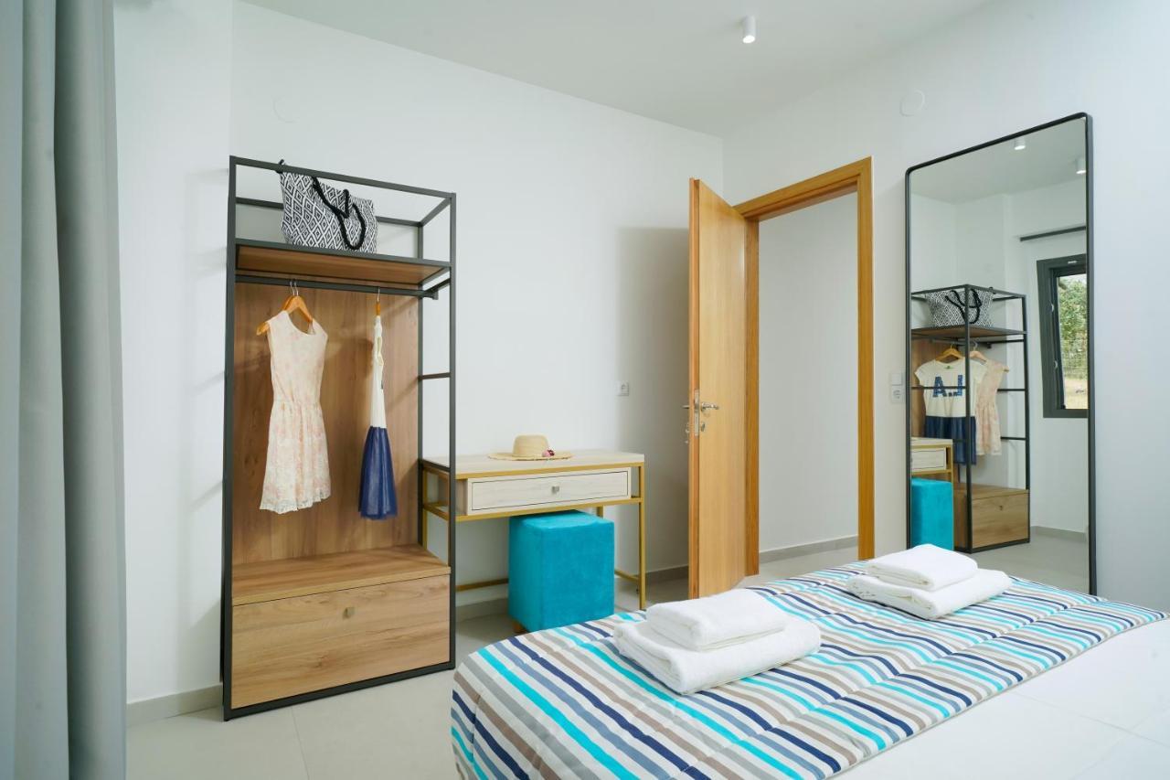 Miracle Suites By Klisma Beach Skála Kallirákhis Esterno foto